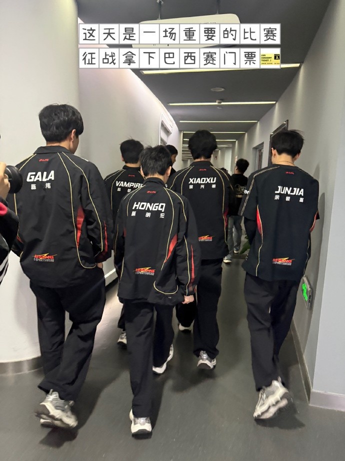 JDG分享照片回顾三月:四月继续,一起往更远的地方走